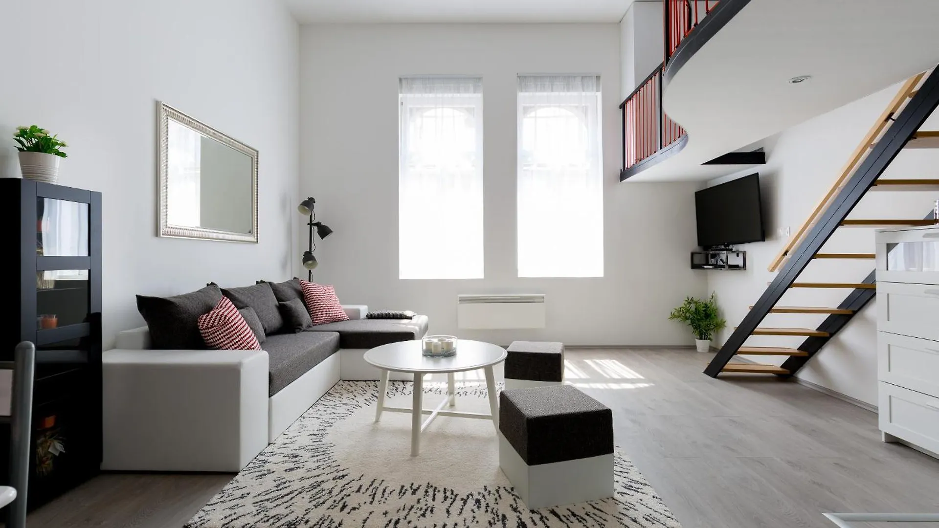 Cobblestone Quarters With A Wave Of Colour Appartement Boedapest